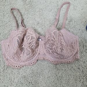 Victoria's Secret Pink Lace Bra with Full Coverage and Scalloped Edges 34DD